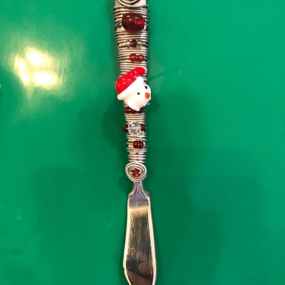 New Holiday mitten plate and Santa Knife - Picture 6 of 7